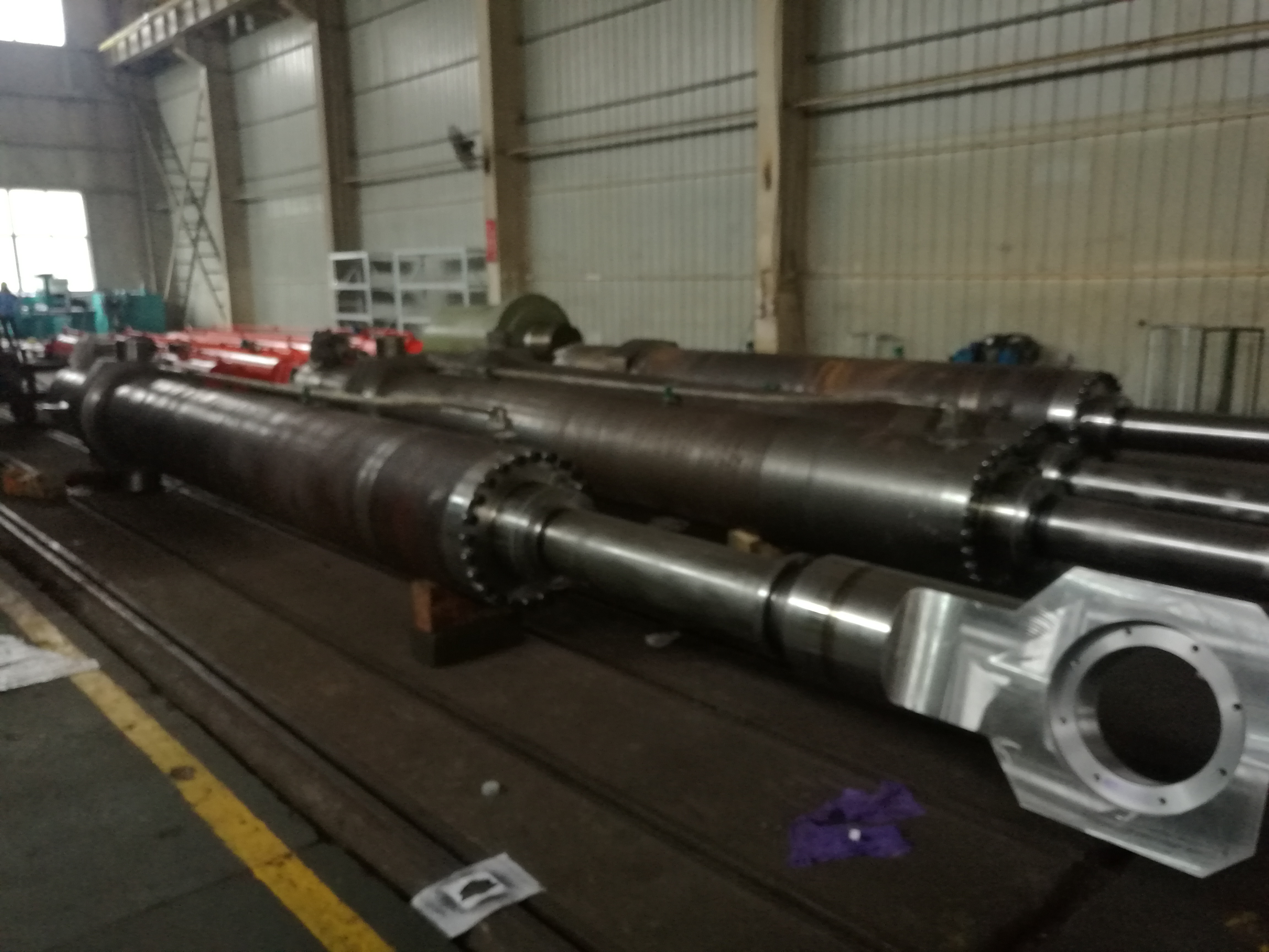 液压启闭机油缸